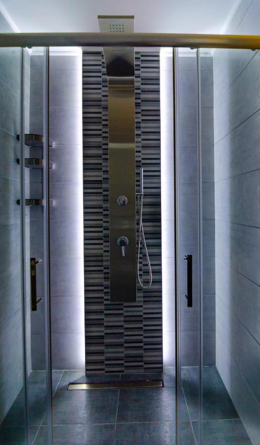 Apartman Mdb Lux Szabadka Kültér fotó