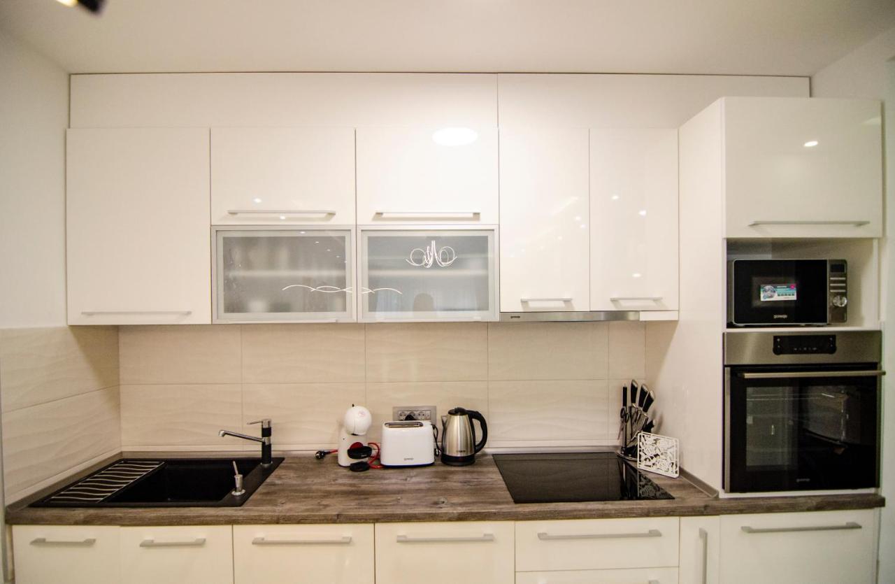 Apartman Mdb Lux Szabadka Kültér fotó